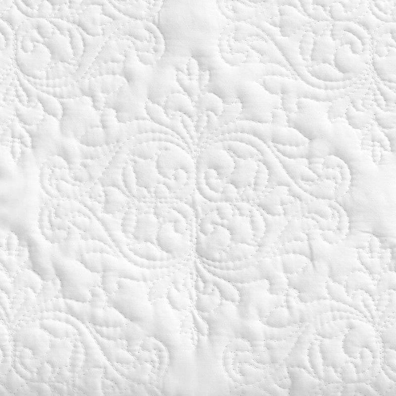 King Size Cotton 3-Piece Quilt Set in White with Quilted Damask Pattern - FurniFindUSA